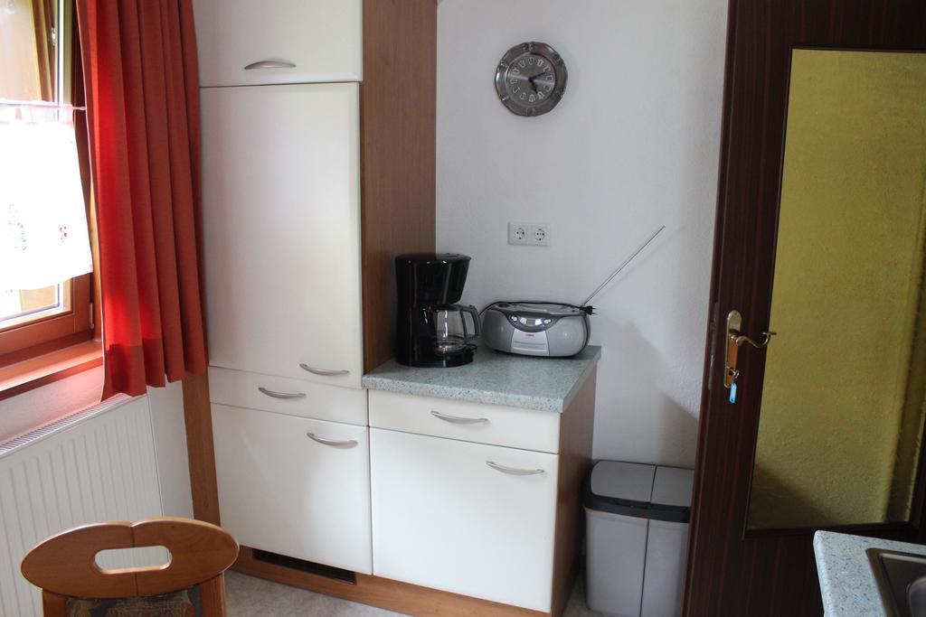 Haus Almrausch Hotel Seefeld in Tirol Room photo